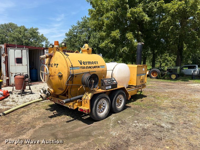 image for item OE9634 2004 Vermeer E550 Evacuator vacuum trailer