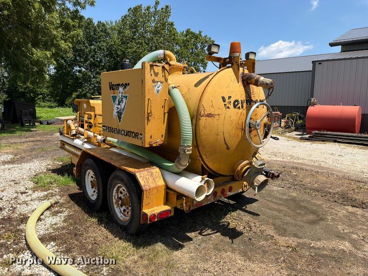 image for item OE9634 2004 Vermeer E550 Evacuator vacuum trailer