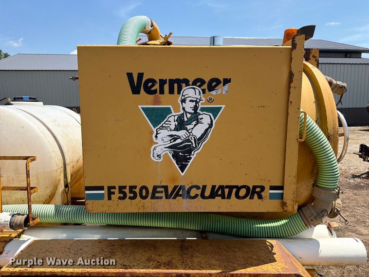 image for item OE9634 2004 Vermeer E550 Evacuator vacuum trailer