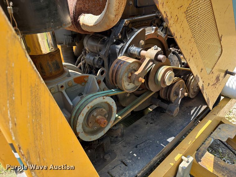 image for item OE9634 2004 Vermeer E550 Evacuator vacuum trailer
