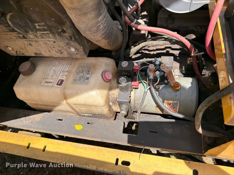 image for item OE9634 2004 Vermeer E550 Evacuator vacuum trailer