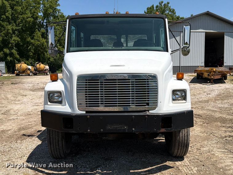 image for item OE9635 2003 Freightliner FL80 Crew Cab flatbed truck