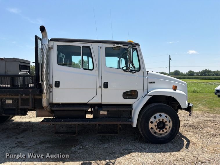 image for item OE9635 2003 Freightliner FL80 Crew Cab flatbed truck