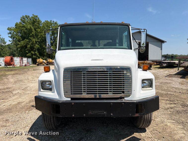 image for item OE9635 2003 Freightliner FL80 Crew Cab flatbed truck