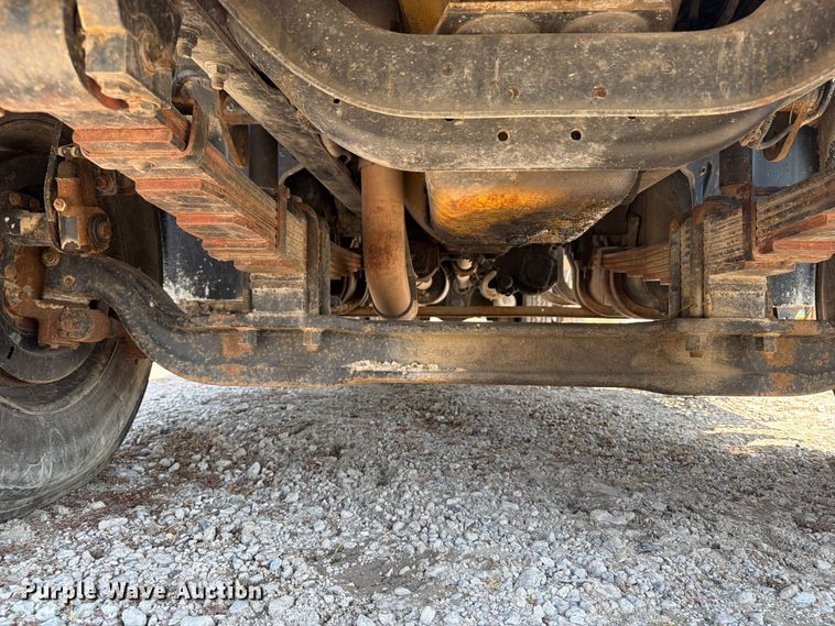 image for item OE9635 2003 Freightliner FL80 Crew Cab flatbed truck