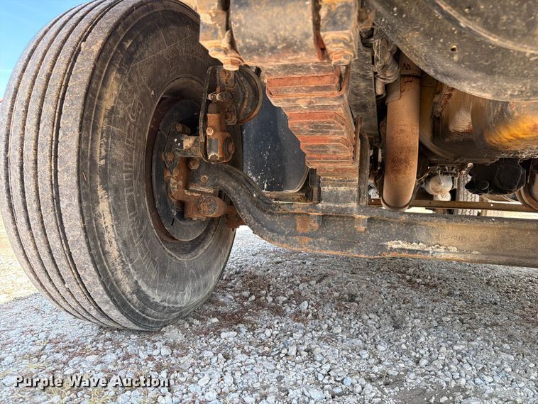 image for item OE9635 2003 Freightliner FL80 Crew Cab flatbed truck