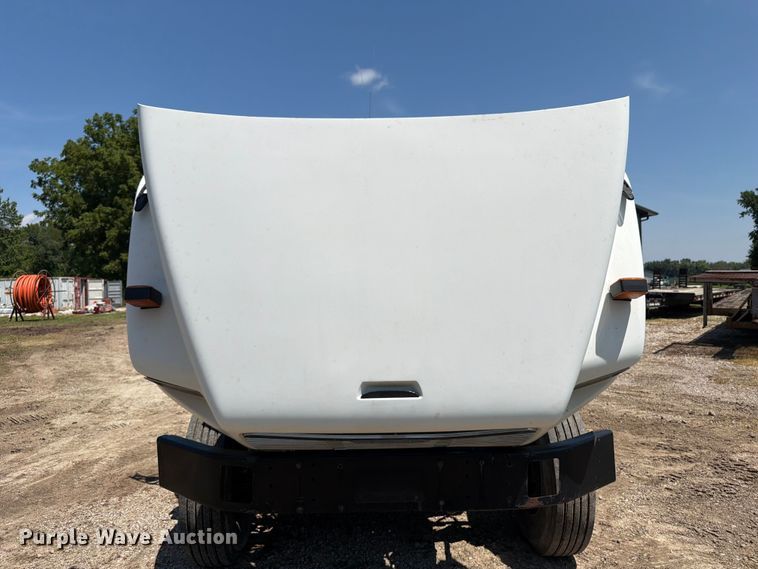 image for item OE9635 2003 Freightliner FL80 Crew Cab flatbed truck