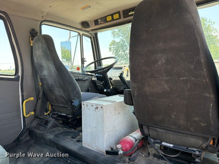 image for item OE9635 2003 Freightliner FL80 Crew Cab flatbed truck