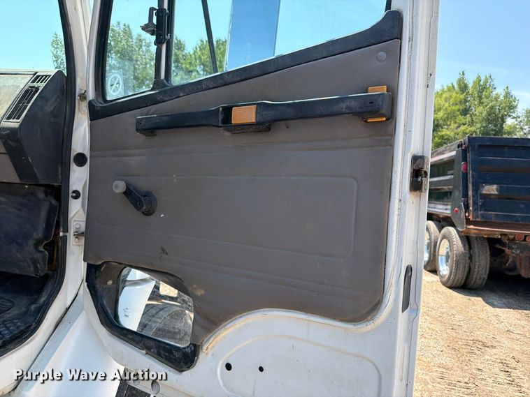 image for item OE9635 2003 Freightliner FL80 Crew Cab flatbed truck