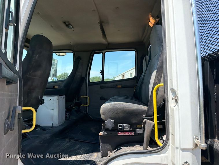 image for item OE9635 2003 Freightliner FL80 Crew Cab flatbed truck