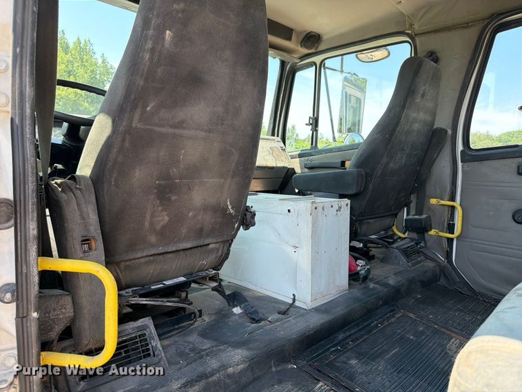 image for item OE9635 2003 Freightliner FL80 Crew Cab flatbed truck