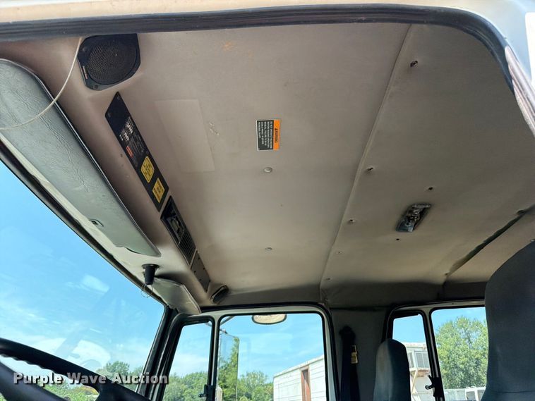 image for item OE9635 2003 Freightliner FL80 Crew Cab flatbed truck