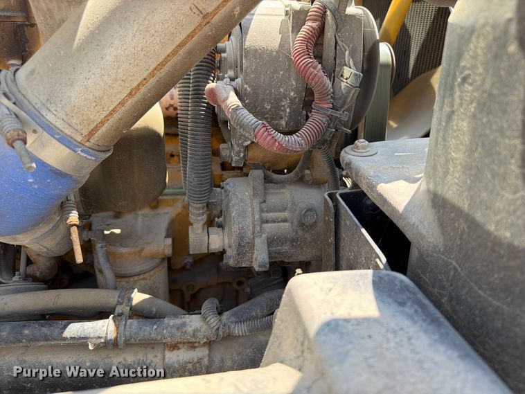 image for item OE9635 2003 Freightliner FL80 Crew Cab flatbed truck
