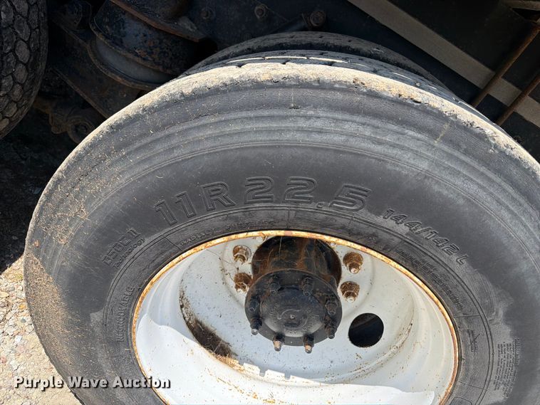 image for item OE9635 2003 Freightliner FL80 Crew Cab flatbed truck