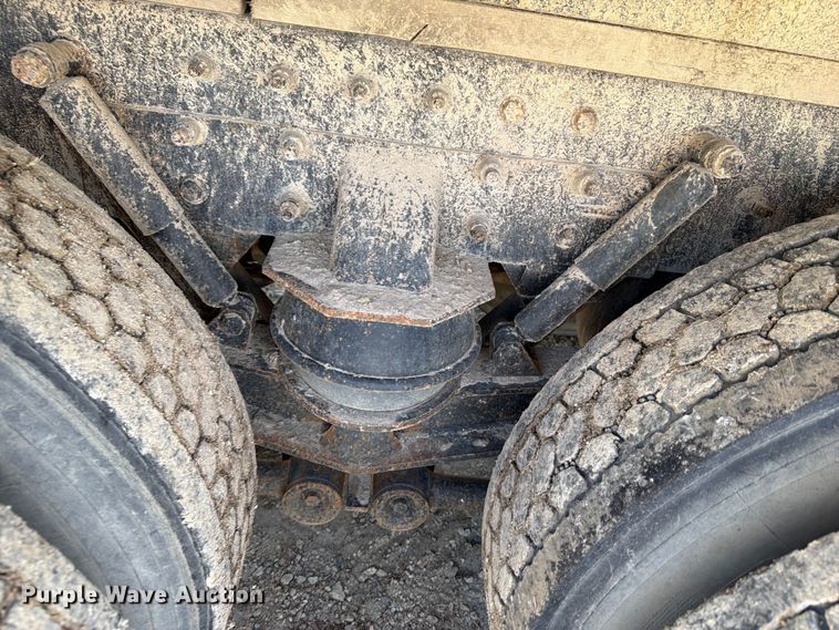 image for item OE9635 2003 Freightliner FL80 Crew Cab flatbed truck