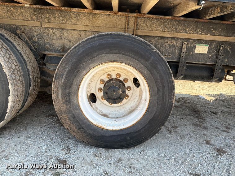 image for item OE9635 2003 Freightliner FL80 Crew Cab flatbed truck