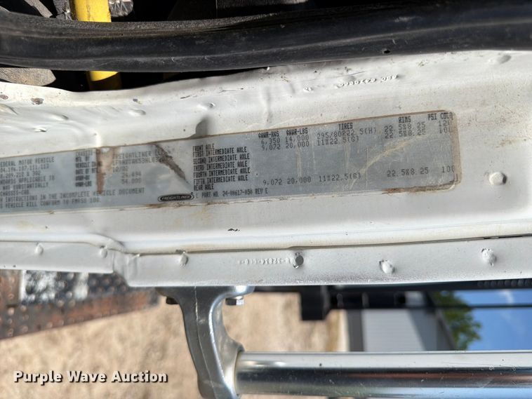 image for item OE9635 2003 Freightliner FL80 Crew Cab flatbed truck