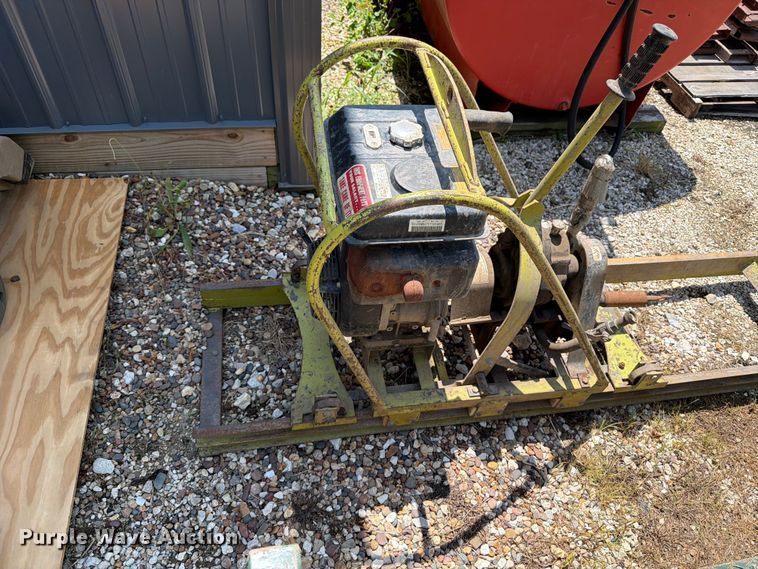 image for item OE9643 Prairie Dog boring machine