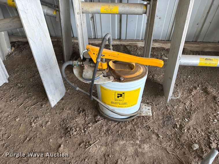 image for item OE9647 Efficiency production inc hydraulic shoring 