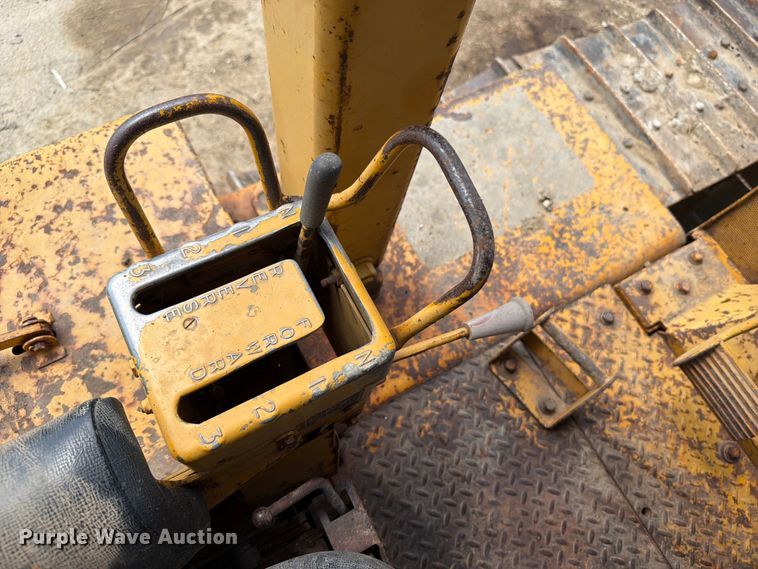 image for item OE9649 1978 Caterpillar D7G dozer