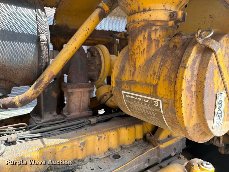 image for item OE9649 1978 Caterpillar D7G dozer