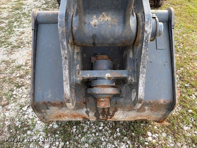 image for item OE9655 2014 John Deere 135G excavator