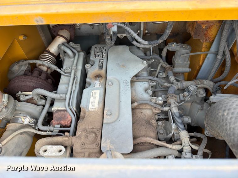 image for item OE9655 2014 John Deere 135G excavator