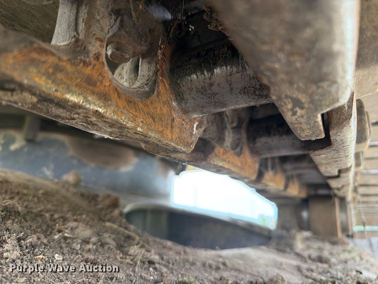 image for item OE9655 2014 John Deere 135G excavator