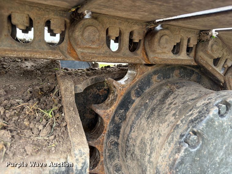image for item OE9655 2014 John Deere 135G excavator
