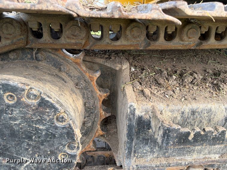 image for item OE9655 2014 John Deere 135G excavator
