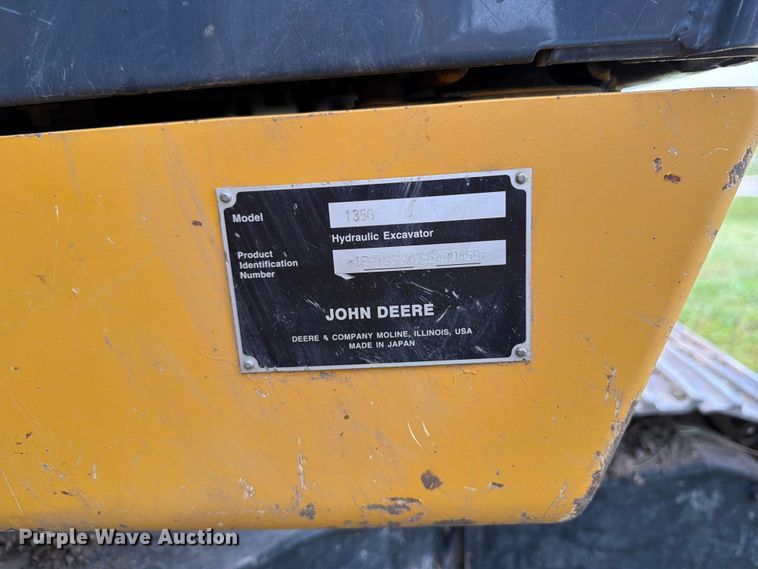 image for item OE9655 2014 John Deere 135G excavator