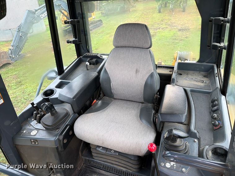 image for item OE9658 2016 John Deere 850K WT dozer