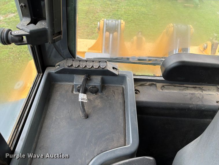 image for item OE9658 2016 John Deere 850K WT dozer