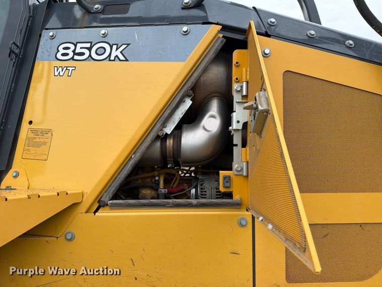 image for item OE9658 2016 John Deere 850K WT dozer