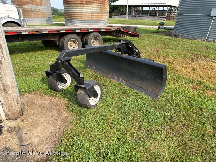 Quick Attach skid steer grader