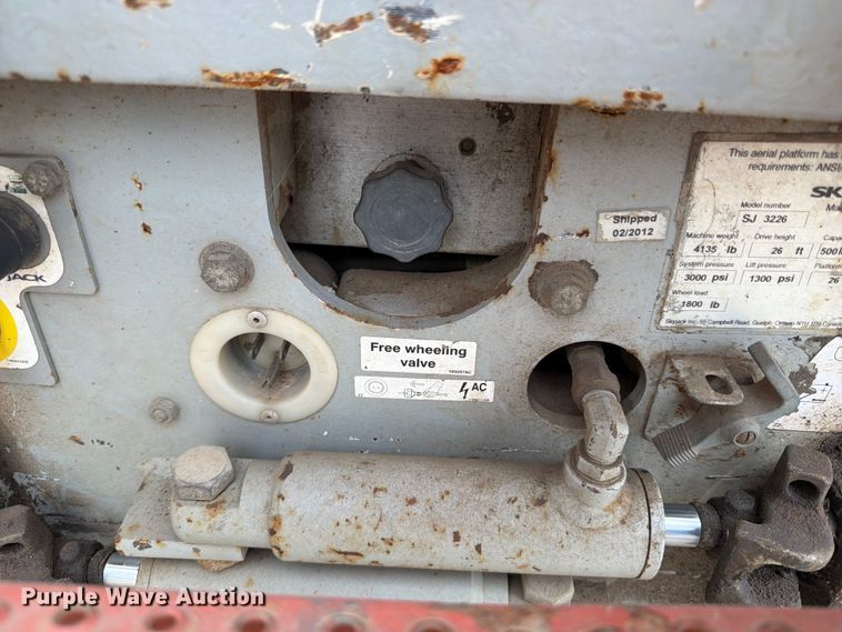 image for item OE9678 2012 Skyjack SJ 3226 scissor lift