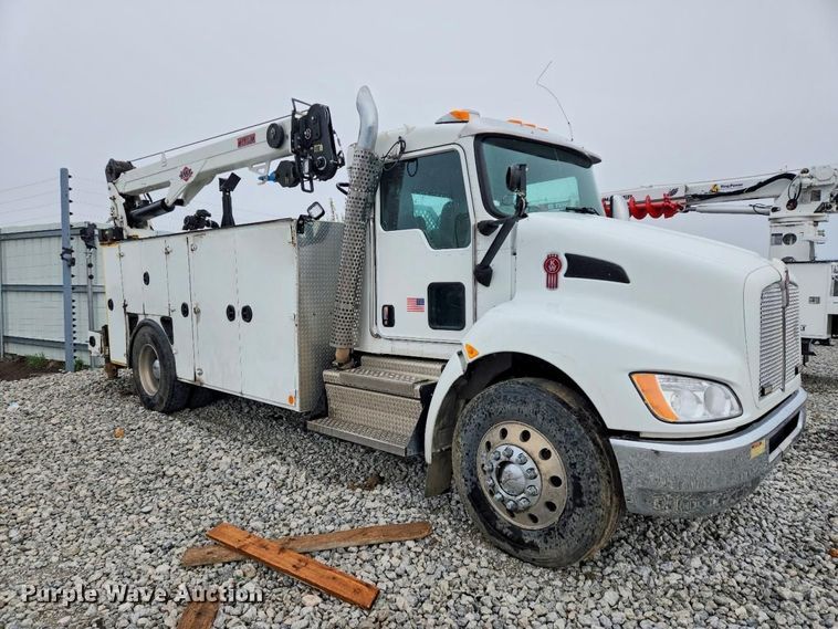2021 Kenworth T370 utility / service truck