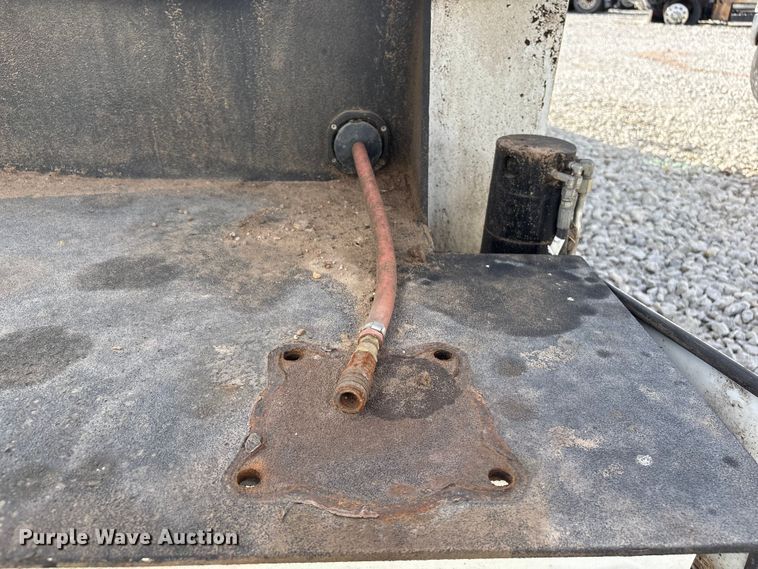 image for item YA2868 2021 Kenworth T370 utility / service truck