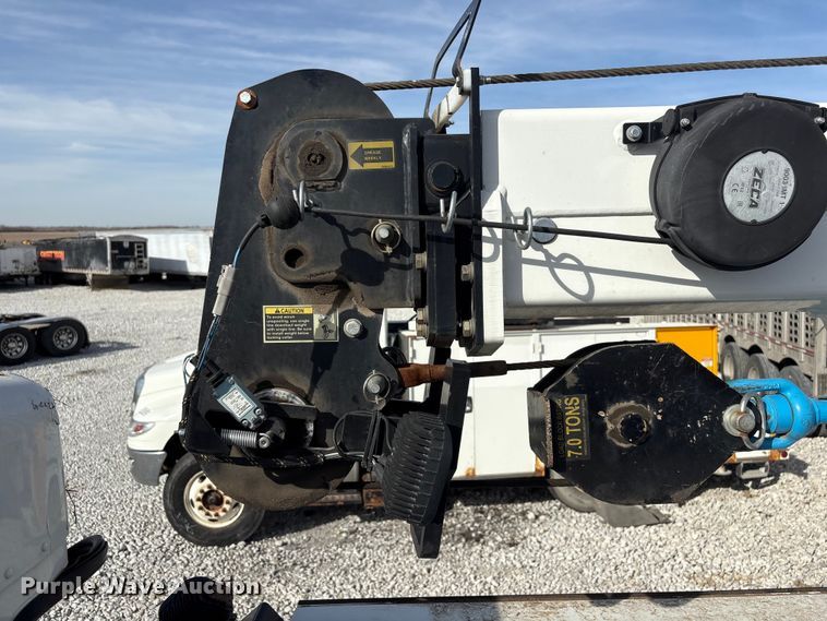 image for item YA2868 2021 Kenworth T370 utility / service truck