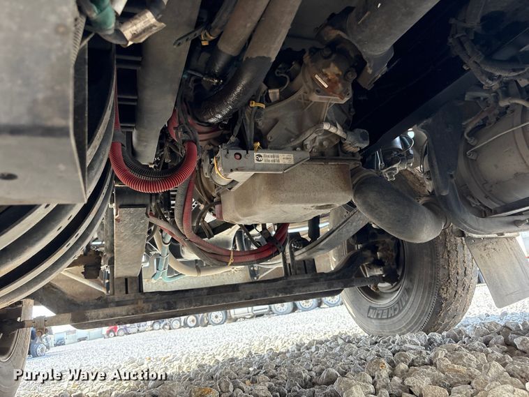 image for item YA2868 2021 Kenworth T370 utility / service truck