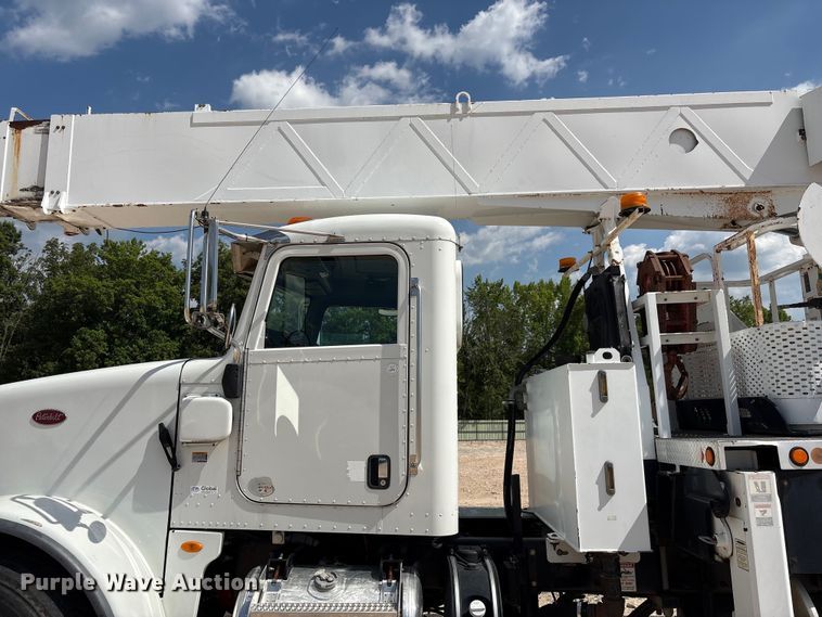 image for item YA2874 2012 Peterbilt 365 crane truck