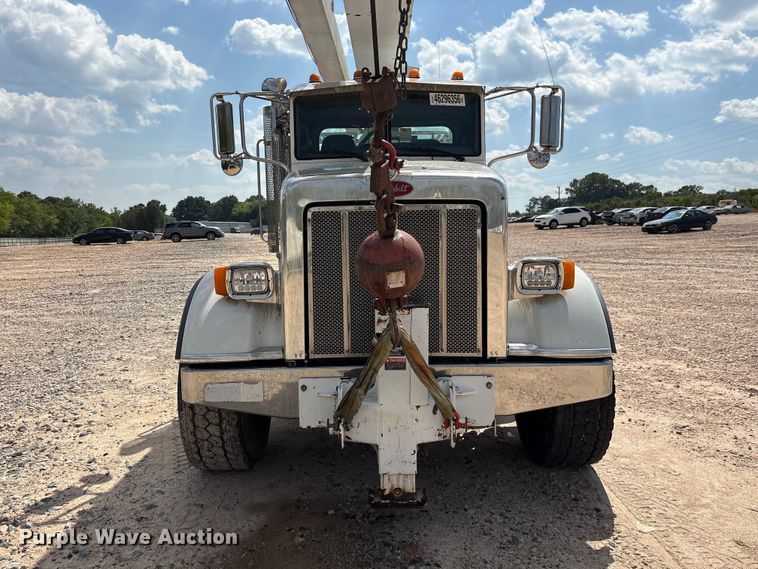 image for item YA2874 2012 Peterbilt 365 crane truck