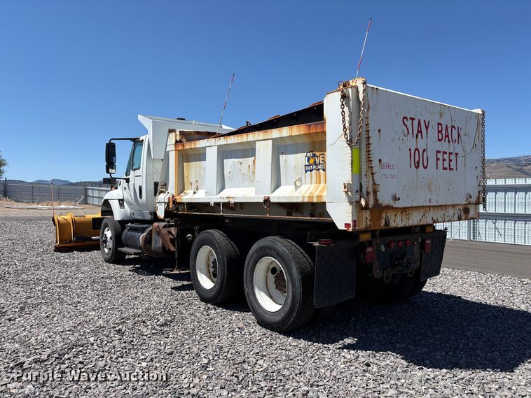image for item YA2890 2007 International 7600 dump truck
