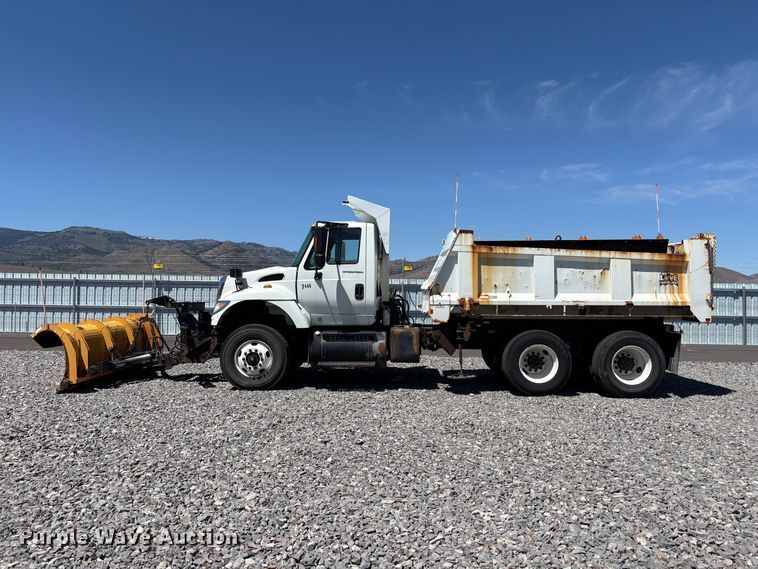 image for item YA2890 2007 International 7600 dump truck