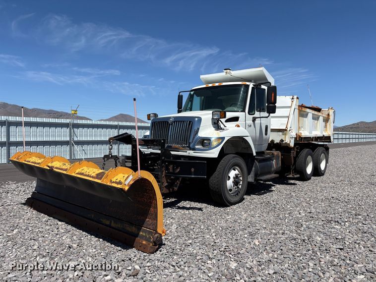 image for item YA2890 2007 International 7600 dump truck