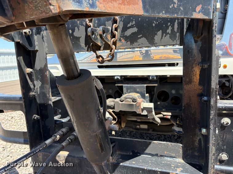 image for item YA2890 2007 International 7600 dump truck