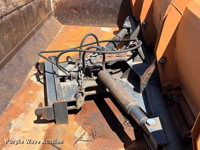 image for item YA2890 2007 International 7600 dump truck