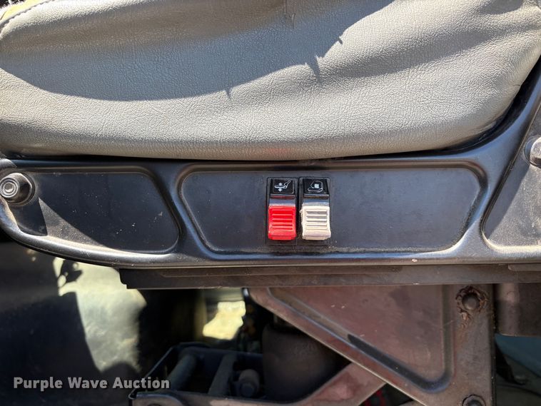 image for item YA2890 2007 International 7600 dump truck