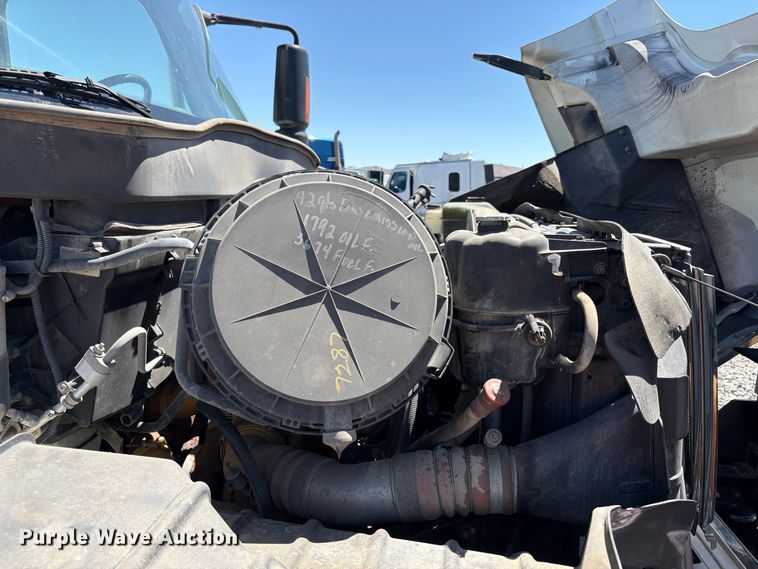 image for item YA2890 2007 International 7600 dump truck