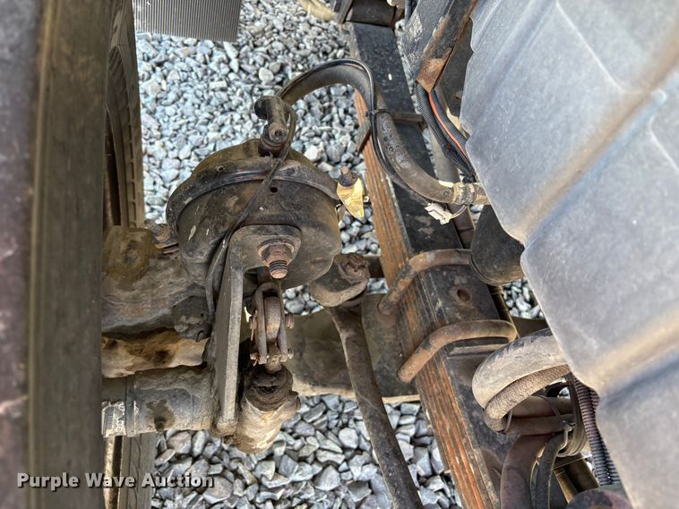 image for item YA2890 2007 International 7600 dump truck